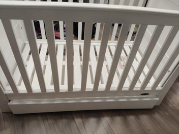 Listing 3 of 8 for Touchwood cot