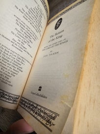 Listing 4 of 4 for The Lord of the Rings - Trilogy (2001–2002) [Tolkien]