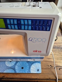 Listing 4 of 9 for Elna Q7200 Sewing and Quilting Machine