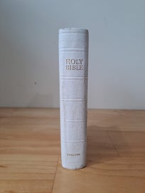 Listing 2 of 5 for Collins vintage holy bible pocket size