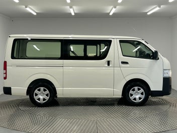 Toyota Regius 2025 photo 3