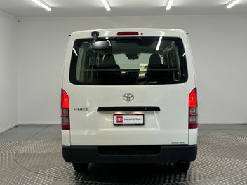 Toyota Regius 2025 photo 5