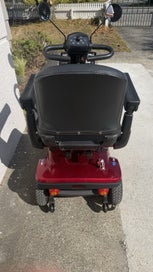 Listing 4 of 5 for Mobility scooter