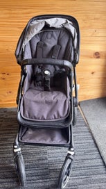 Listing 3 of 8 for Bugaboo Fox 3 Luxury Pram/Bassinet