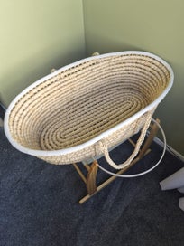 Listing 5 of 5 for Bassinet