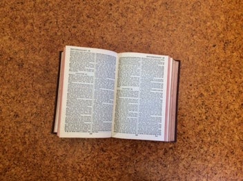 Listing 5 of 7 for Vintage BIBLE - Excellent Condition