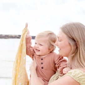 Listing 3 of 3 for Bamboo + Cotton Muslin Security Blanket - Daisy Print - Peach - O.B. Designs ...