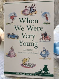 Listing 6 of 7 for 6 Winnie the Pooh books