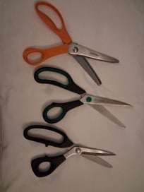 Listing 2 of 4 for Dressmaking scissors