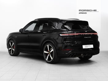 Porsche Cayenne 2024 photo 3