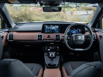Suzuki E Vitara 2026 photo 3