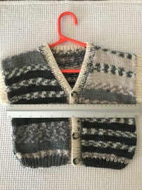 Listing 3 of 4 for VEST WOOL BRAND NEW YOUNG INFANT <$$1/00 RES> BRAND NEW