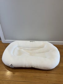 Listing 3 of 5 for Little Bee Baby Lounger - Gently Used, Great Condition