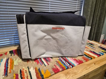 Listing 5 of 6 for Bernina B380 Sewing Machine