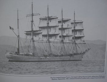 Listing 8 of 14 for THE WELLINGTON HARBOUR BOARD COLLECTION