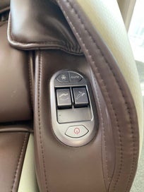 Listing 7 of 8 for IRest Massage Chair