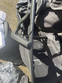 Listing 8 of 13 for Uppababy Vista V3 - Complete Set