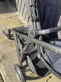 Listing 12 of 13 for Uppababy Vista V3 - Complete Set