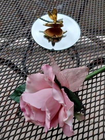 Listing 5 of 5 for " "MOTHERS DAY GIFT" EXQUISITE ESTEE LAUDER RARE DRAGONFLY SOLID PERFUME COMPACT