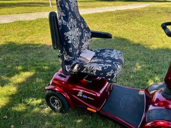 Listing 4 of 5 for NOW AVAILABLE - The very reputable “METEOR MOBILITY SCOOTER ! !