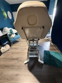 Listing 6 of 7 for Electric Beauty Bed