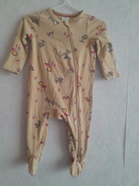 Listing 2 of 4 for ** BULK ONESIES** -Size 3-6 mths