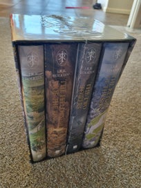 Listing 3 of 4 for Tolkein Lord of the Rings Illustrated Box set