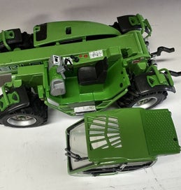 Listing 5 of 12 for Merlo Multifarmer Die-Cast Telehandler Model – Excellent Condition Collectible