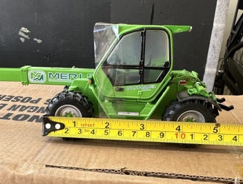 Listing 10 of 12 for Merlo Multifarmer Die-Cast Telehandler Model – Excellent Condition Collectible
