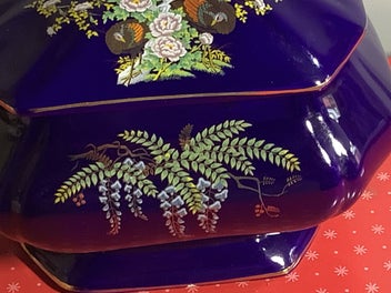 Listing 2 of 15 for Vintage Cute Japanese Bowl with lid