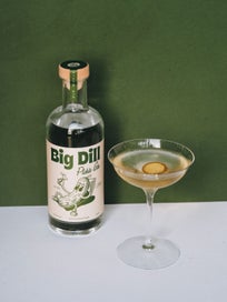 Listing 2 of 2 for 1,000 units. Glass bottle. 700ml. Food grade.