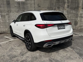 Mercedes-Benz Glc 350E 2026 photo 5