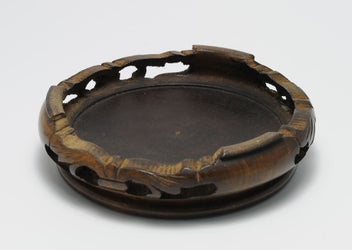 Listing 10 of 11 for ANTIQUE SATSUMA Meiji Period ORIENTAL GENTLEMAN Large Bowl – Circa 1900