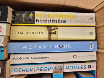 Listing 6 of 6 for Large Mixed Book Bundle – 30+ Novels inc. Atomic Habits, Crime, Fiction