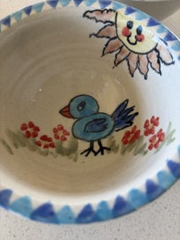 Listing 2 of 4 for 3 OF THE CUTEST POTTERY BOWLS FEATURING A BIRD !