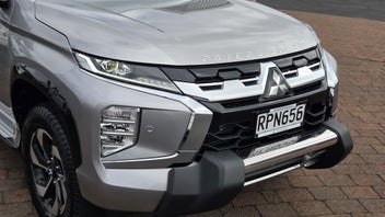 Mitsubishi Pajero Sport 2026 photo 3