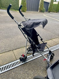 Listing 7 of 8 for $120 Buy Now Edwards & Co Oscar G3 Bundle PLUS Travel Stroller