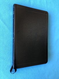 Listing 2 of 10 for HOLY BIBLE NKJV ULTRASLIM LEATHER RED LETTER BOXED