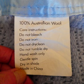 Listing 5 of 5 for (vgc) SOFT AUSTRALIAN 100% WOOL Bassinet blanket (blue) AIRCELL