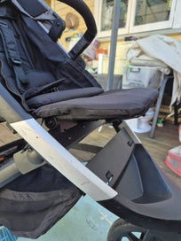 Listing 9 of 14 for Thule Spring Pram