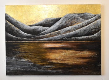 Listing 2 of 11 for THE REMARKABLES - EXTRA LARGE - GOLD LEAF - NZ ORIGINAL
