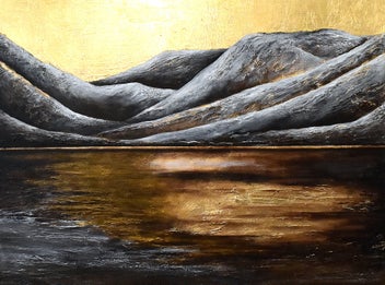 Listing 4 of 11 for THE REMARKABLES - EXTRA LARGE - GOLD LEAF - NZ ORIGINAL
