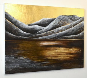 Listing 11 of 11 for THE REMARKABLES - EXTRA LARGE - GOLD LEAF - NZ ORIGINAL