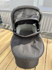 Listing 9 of 17 for Thule urban glide 2 pram & bassinet plus maxi cosi pebble pro 360 capsule