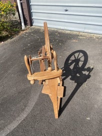 Listing 2 of 6 for Spinning wheel