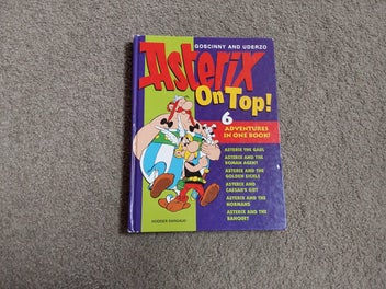 Listing 3 of 5 for Asterix Books x 3