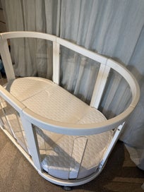 Listing 4 of 6 for Kaylula Sova Clear Cot