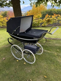 Listing 7 of 9 for Silver cross Pram