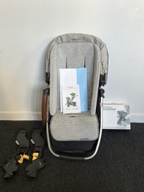 Listing 2 of 10 for UPPAbaby VISTA Rumble Seat V2 – Great Condition + Rain Shield & Mosquito Nets