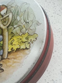 Listing 4 of 5 for Vintage Peter Rabbit Huntley and Palmers Biscuit Tin (Beatrix Potter)